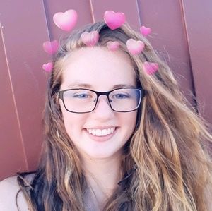 Meet your Posher, Mackenzie